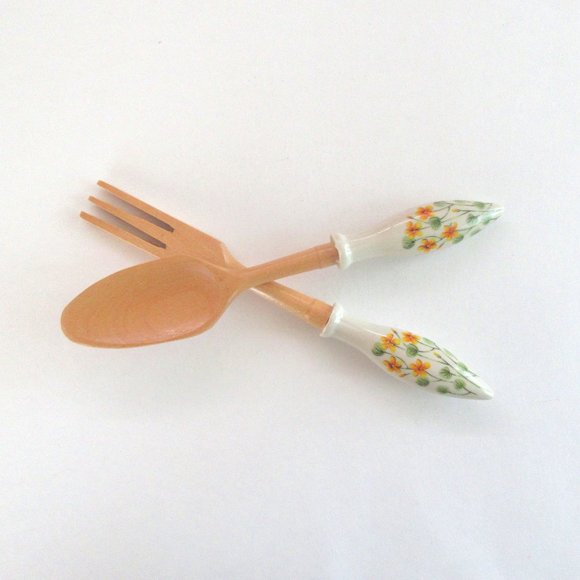 Ceramic & wood yellow floral fork and spoon salad serving pieces - Japan - Picture 6 of 12
